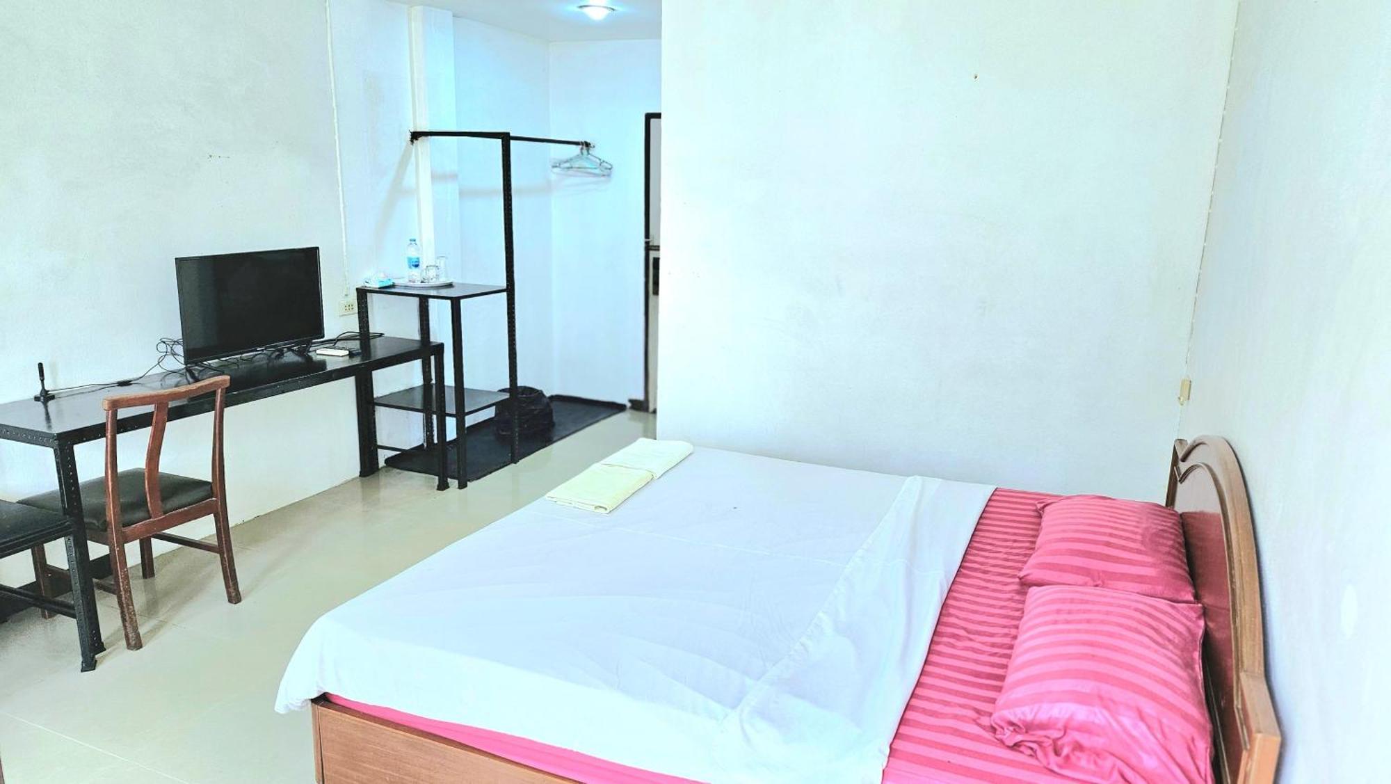 A House Boutique Guesthouse Bangkok Dış mekan fotoğraf