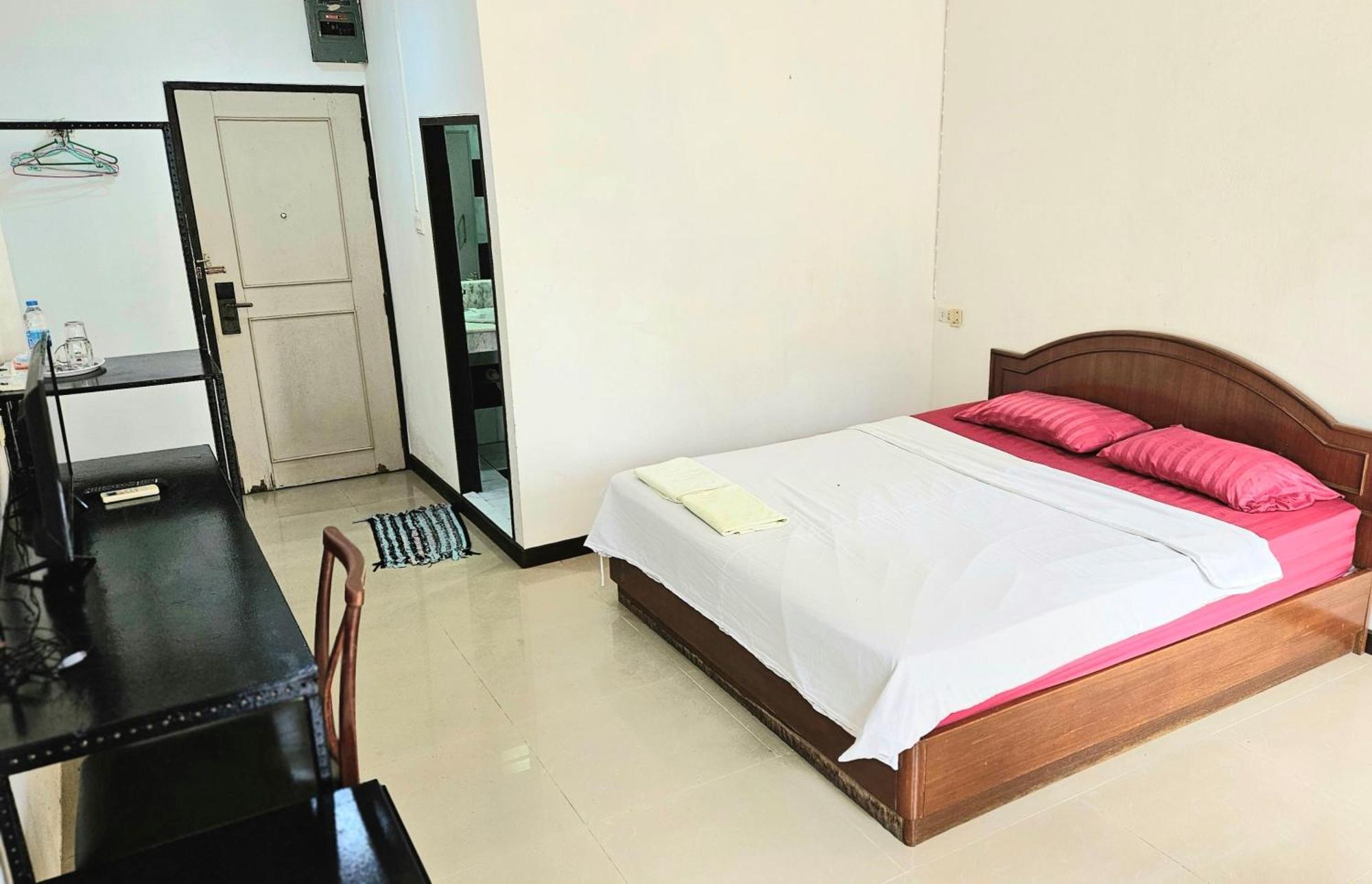 A House Boutique Guesthouse Bangkok Dış mekan fotoğraf