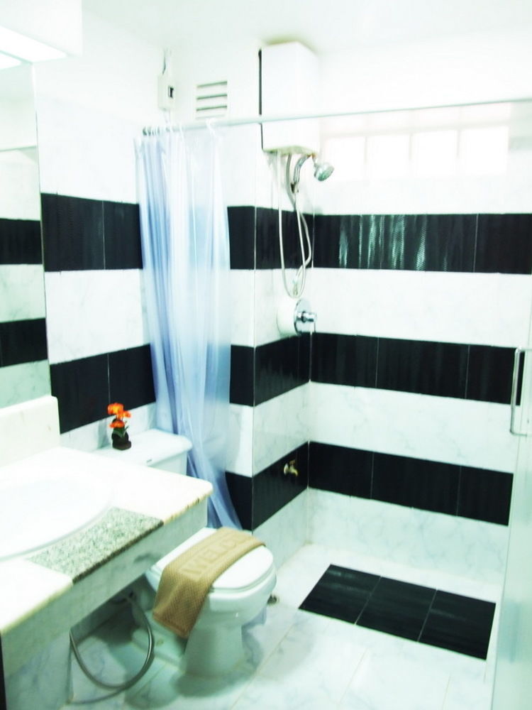 A House Boutique Guesthouse Bangkok Dış mekan fotoğraf